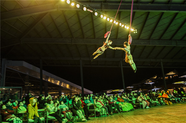 响沙湾,沙漠,度假地,景区,旅游,图片,照片,摄影,内蒙古响沙湾,内蒙古旅游,鄂尔多斯市旅游,莲花酒店,莲花度假酒店,莲沙度假岛,福沙度假岛,悦沙休闲岛,仙沙休闲岛,一粒沙度假村,在线预订,预定,旅行社,AAAAA,5A级旅游景区,库布齐,库布其沙漠,库布其旅游