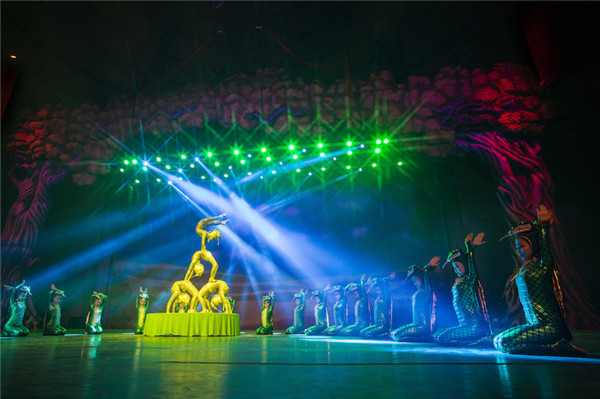 响沙湾,沙漠,度假地,景区,旅游,图片,照片,摄影,内蒙古响沙湾,内蒙古旅游,鄂尔多斯市旅游,莲花酒店,莲花度假酒店,莲沙度假岛,福沙度假岛,悦沙休闲岛,仙沙休闲岛,一粒沙度假村,在线预订,预定,旅行社,AAAAA,5A级旅游景区,库布齐,库布其沙漠,库布其旅游