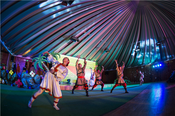 响沙湾,沙漠,度假地,景区,旅游,图片,照片,摄影,内蒙古响沙湾,内蒙古旅游,鄂尔多斯市旅游,莲花酒店,莲花度假酒店,莲沙度假岛,福沙度假岛,悦沙休闲岛,仙沙休闲岛,一粒沙度假村,在线预订,预定,旅行社,AAAAA,5A级旅游景区,库布齐,库布其沙漠,库布其旅游