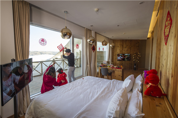 响沙湾,沙漠,度假地,景区,旅游,图片,照片,摄影,内蒙古响沙湾,内蒙古旅游,鄂尔多斯市旅游,莲花酒店,莲花度假酒店,莲沙度假岛,福沙度假岛,悦沙休闲岛,仙沙休闲岛,一粒沙度假村,在线预订,预定,旅行社,AAAAA,5A级旅游景区,库布齐,库布其沙漠,库布其旅游