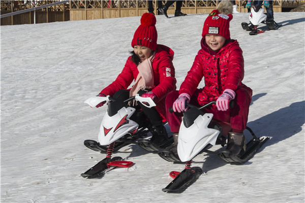 响沙湾,沙漠,度假地,景区,旅游,图片,照片,摄影,内蒙古响沙湾,内蒙古旅游,鄂尔多斯市旅游,莲花酒店,莲花度假酒店,莲沙度假岛,福沙度假岛,悦沙休闲岛,仙沙休闲岛,一粒沙度假村,在线预订,预定,旅行社,AAAAA,5A级旅游景区,库布齐,库布其沙漠,库布其旅游