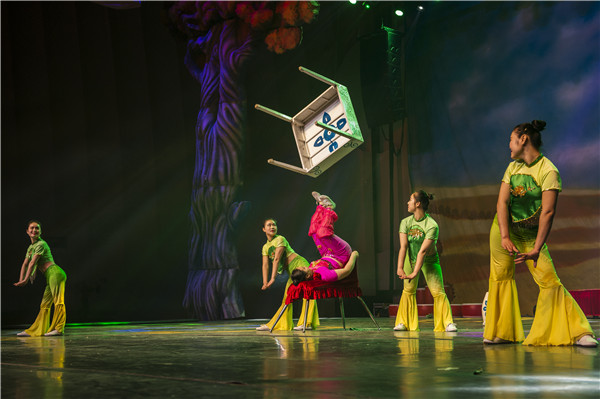 响沙湾,沙漠,度假地,景区,旅游,图片,照片,摄影,内蒙古响沙湾,内蒙古旅游,鄂尔多斯市旅游,莲花酒店,莲花度假酒店,莲沙度假岛,福沙度假岛,悦沙休闲岛,仙沙休闲岛,一粒沙度假村,在线预订,预定,旅行社,AAAAA,5A级旅游景区,库布齐,库布其沙漠,库布其旅游