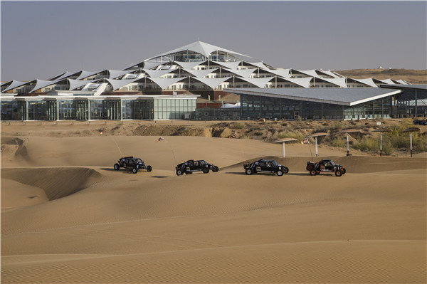 响沙湾,沙漠,度假地,景区,旅游,图片,照片,摄影,内蒙古响沙湾,内蒙古旅游,鄂尔多斯市旅游,莲花酒店,莲花度假酒店,莲沙度假岛,福沙度假岛,悦沙休闲岛,仙沙休闲岛,一粒沙度假村,在线预订,预定,旅行社,AAAAA,5A级旅游景区,库布齐,库布其沙漠,库布其旅游