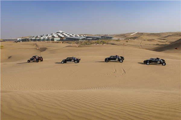 响沙湾,沙漠,度假地,景区,旅游,图片,照片,摄影,内蒙古响沙湾,内蒙古旅游,鄂尔多斯市旅游,莲花酒店,莲花度假酒店,莲沙度假岛,福沙度假岛,悦沙休闲岛,仙沙休闲岛,一粒沙度假村,在线预订,预定,旅行社,AAAAA,5A级旅游景区,库布齐,库布其沙漠,库布其旅游