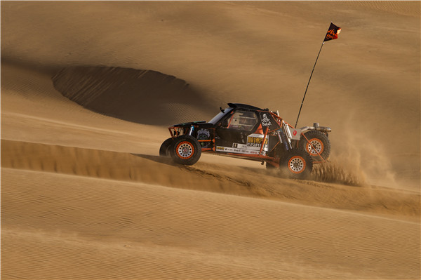 响沙湾,沙漠,度假地,景区,旅游,图片,照片,摄影,内蒙古响沙湾,内蒙古旅游,鄂尔多斯市旅游,莲花酒店,莲花度假酒店,莲沙度假岛,福沙度假岛,悦沙休闲岛,仙沙休闲岛,一粒沙度假村,在线预订,预定,旅行社,AAAAA,5A级旅游景区,库布齐,库布其沙漠,库布其旅游