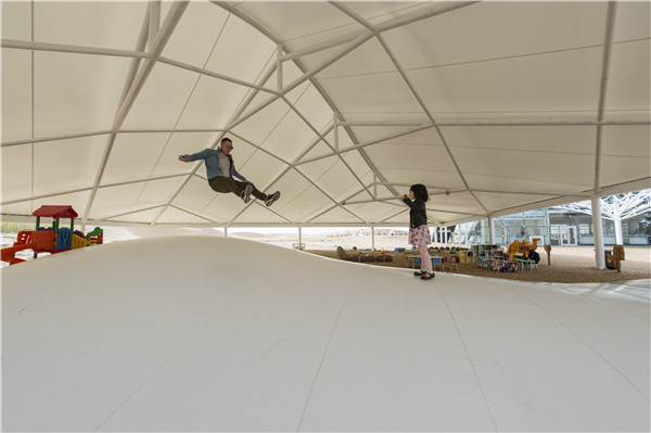 响沙湾,沙漠,度假地,景区,旅游,图片,照片,摄影,内蒙古响沙湾,内蒙古旅游,鄂尔多斯市旅游,莲花酒店,莲花度假酒店,莲沙度假岛,福沙度假岛,悦沙休闲岛,仙沙休闲岛,一粒沙度假村,在线预订,预定,旅行社,AAAAA,5A级旅游景区,库布齐,库布其沙漠,库布其旅游