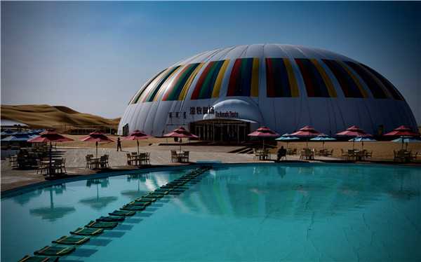 响沙湾,沙漠,度假地,景区,旅游,图片,照片,摄影,内蒙古响沙湾,内蒙古旅游,鄂尔多斯市旅游,莲花酒店,莲花度假酒店,莲沙度假岛,福沙度假岛,悦沙休闲岛,仙沙休闲岛,一粒沙度假村,在线预订,预定,旅行社,AAAAA,5A级旅游景区,库布齐,库布其沙漠,库布其旅游