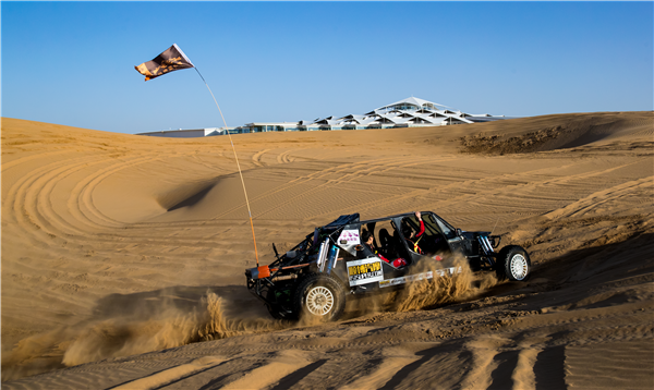 响沙湾,沙漠,度假地,景区,旅游,图片,照片,摄影,内蒙古响沙湾,内蒙古旅游,鄂尔多斯市旅游,莲花酒店,莲花度假酒店,莲沙度假岛,福沙度假岛,悦沙休闲岛,仙沙休闲岛,一粒沙度假村,在线预订,预定,旅行社,AAAAA,5A级旅游景区,库布齐,库布其沙漠,库布其旅游