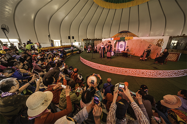 响沙湾,沙漠,度假地,景区,旅游,图片,照片,摄影,内蒙古响沙湾,内蒙古旅游,鄂尔多斯市旅游,莲花酒店,莲花度假酒店,莲沙度假岛,福沙度假岛,悦沙休闲岛,仙沙休闲岛,一粒沙度假村,在线预订,预定,旅行社,AAAAA,5A级旅游景区,库布齐,库布其沙漠,库布其旅游