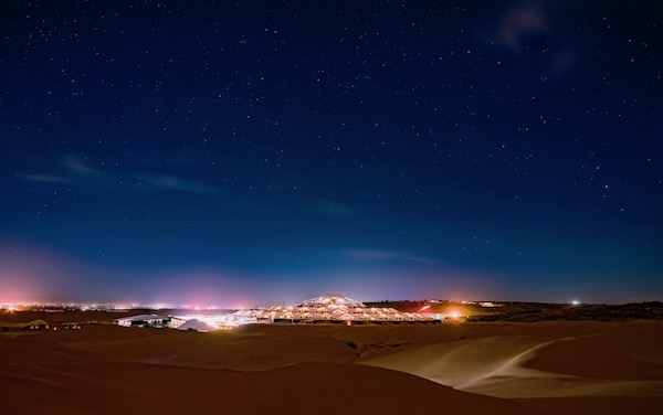 响沙湾,沙漠,度假地,景区,旅游,图片,照片,摄影,内蒙古响沙湾,内蒙古旅游,鄂尔多斯市旅游,莲花酒店,莲花度假酒店,莲沙度假岛,福沙度假岛,悦沙休闲岛,仙沙休闲岛,一粒沙度假村,在线预订,预定,旅行社,AAAAA,5A级旅游景区,库布齐,库布其沙漠,库布其旅游