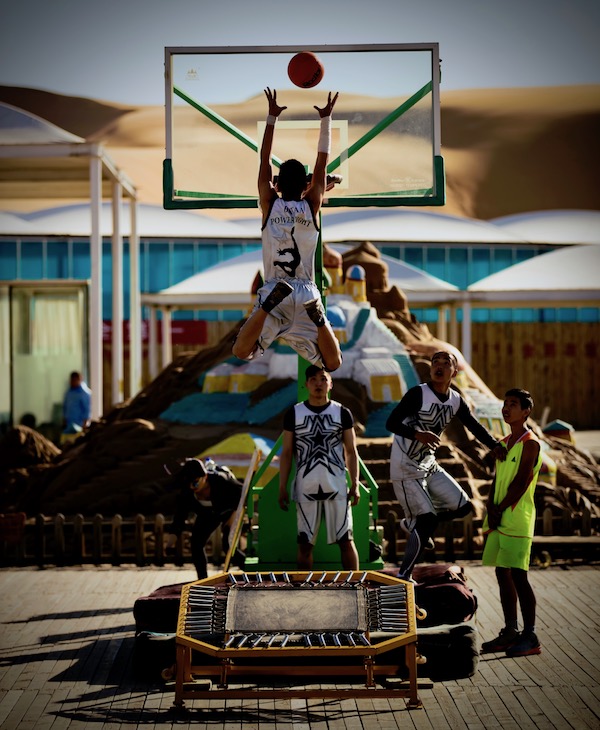 响沙湾,沙漠,度假地,景区,旅游,图片,照片,摄影,内蒙古响沙湾,内蒙古旅游,鄂尔多斯市旅游,莲花酒店,莲花度假酒店,莲沙度假岛,福沙度假岛,悦沙休闲岛,仙沙休闲岛,一粒沙度假村,在线预订,预定,旅行社,AAAAA,5A级旅游景区,库布齐,库布其沙漠,库布其旅游