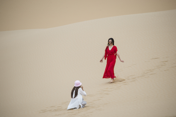 响沙湾,沙漠,度假地,景区,旅游,图片,照片,摄影,内蒙古响沙湾,内蒙古旅游,鄂尔多斯市旅游,莲花酒店,莲花度假酒店,莲沙度假岛,福沙度假岛,悦沙休闲岛,仙沙休闲岛,一粒沙度假村,在线预订,预定,旅行社,AAAAA,5A级旅游景区,库布齐,库布其沙漠,库布其旅游