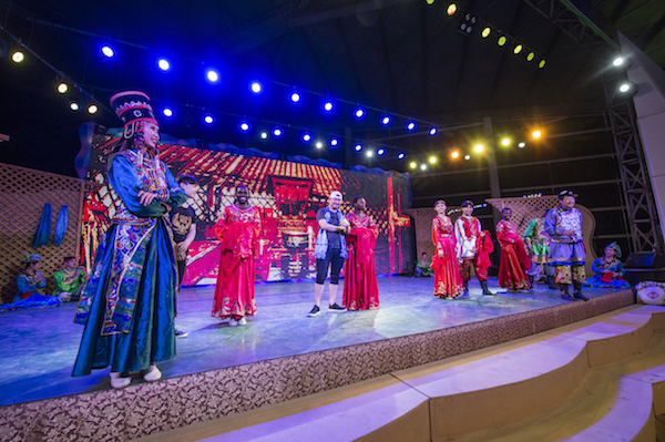 响沙湾,沙漠,度假地,景区,旅游,图片,照片,摄影,内蒙古响沙湾,内蒙古旅游,鄂尔多斯市旅游,莲花酒店,莲花度假酒店,莲沙度假岛,福沙度假岛,悦沙休闲岛,仙沙休闲岛,一粒沙度假村,在线预订,预定,旅行社,AAAAA,5A级旅游景区,库布齐,库布其沙漠,库布其旅游