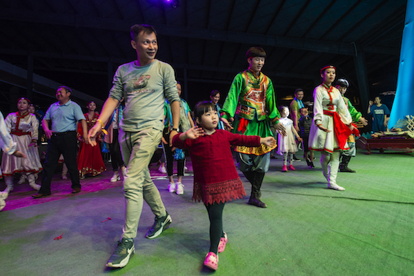 响沙湾,沙漠,度假地,景区,旅游,图片,照片,摄影,内蒙古响沙湾,内蒙古旅游,鄂尔多斯市旅游,莲花酒店,莲花度假酒店,莲沙度假岛,福沙度假岛,悦沙休闲岛,仙沙休闲岛,一粒沙度假村,在线预订,预定,旅行社,AAAAA,5A级旅游景区,库布齐,库布其沙漠,库布其旅游