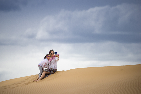 响沙湾,沙漠,度假地,景区,旅游,图片,照片,摄影,内蒙古响沙湾,内蒙古旅游,鄂尔多斯市旅游,莲花酒店,莲花度假酒店,莲沙度假岛,福沙度假岛,悦沙休闲岛,仙沙休闲岛,一粒沙度假村,在线预订,预定,旅行社,AAAAA,5A级旅游景区,库布齐,库布其沙漠,库布其旅游