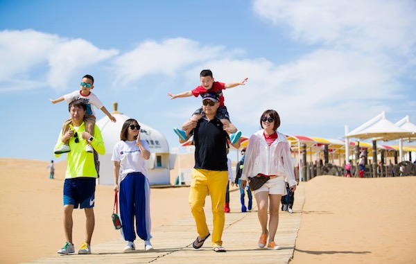 响沙湾,沙漠,度假地,景区,旅游,图片,照片,摄影,内蒙古响沙湾,内蒙古旅游,鄂尔多斯市旅游,莲花酒店,莲花度假酒店,莲沙度假岛,福沙度假岛,悦沙休闲岛,仙沙休闲岛,一粒沙度假村,在线预订,预定,旅行社,AAAAA,5A级旅游景区,库布齐,库布其沙漠,库布其旅游