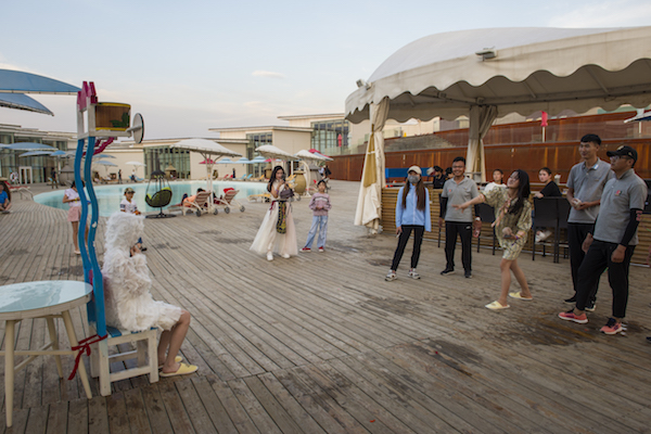 响沙湾,沙漠,度假地,景区,旅游,图片,照片,摄影,内蒙古响沙湾,内蒙古旅游,鄂尔多斯市旅游,莲花酒店,莲花度假酒店,莲沙度假岛,福沙度假岛,悦沙休闲岛,仙沙休闲岛,一粒沙度假村,在线预订,预定,旅行社,AAAAA,5A级旅游景区,库布齐,库布其沙漠,库布其旅游