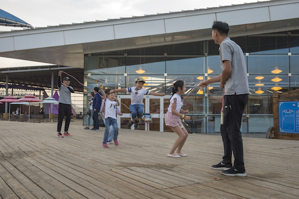 响沙湾,沙漠,度假地,景区,旅游,图片,照片,摄影,内蒙古响沙湾,内蒙古旅游,鄂尔多斯市旅游,莲花酒店,莲花度假酒店,莲沙度假岛,福沙度假岛,悦沙休闲岛,仙沙休闲岛,一粒沙度假村,在线预订,预定,旅行社,AAAAA,5A级旅游景区,库布齐,库布其沙漠,库布其旅游