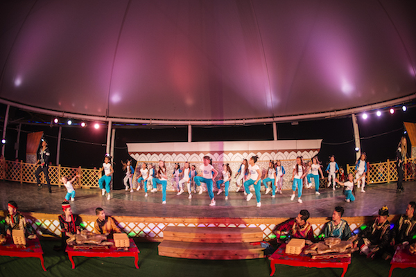 响沙湾,沙漠,度假地,景区,旅游,图片,照片,摄影,内蒙古响沙湾,内蒙古旅游,鄂尔多斯市旅游,莲花酒店,莲花度假酒店,莲沙度假岛,福沙度假岛,悦沙休闲岛,仙沙休闲岛,一粒沙度假村,在线预订,预定,旅行社,AAAAA,5A级旅游景区,库布齐,库布其沙漠,库布其旅游