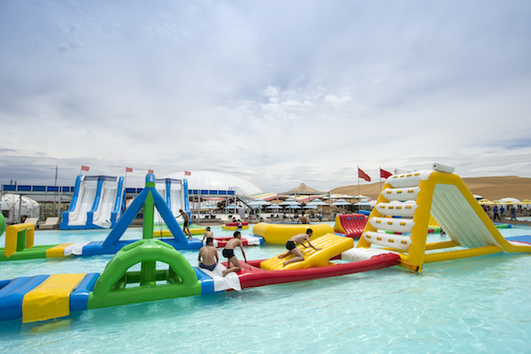 响沙湾,沙漠,度假地,景区,旅游,图片,照片,摄影,内蒙古响沙湾,内蒙古旅游,鄂尔多斯市旅游,莲花酒店,莲花度假酒店,莲沙度假岛,福沙度假岛,悦沙休闲岛,仙沙休闲岛,一粒沙度假村,在线预订,预定,旅行社,AAAAA,5A级旅游景区,库布齐,库布其沙漠,库布其旅游