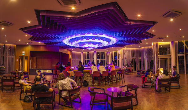 响沙湾,沙漠,度假地,景区,旅游,图片,照片,摄影,内蒙古响沙湾,内蒙古旅游,鄂尔多斯市旅游,莲花酒店,莲花度假酒店,莲沙度假岛,福沙度假岛,悦沙休闲岛,仙沙休闲岛,一粒沙度假村,在线预订,预定,旅行社,AAAAA,5A级旅游景区,库布齐,库布其沙漠,库布其旅游