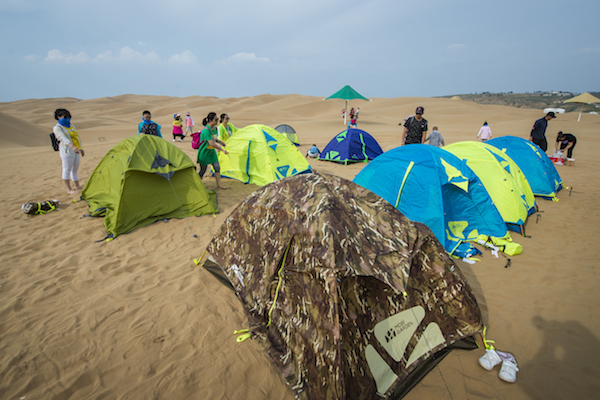 响沙湾,沙漠,度假地,景区,旅游,图片,照片,摄影,内蒙古响沙湾,内蒙古旅游,鄂尔多斯市旅游,莲花酒店,莲花度假酒店,莲沙度假岛,福沙度假岛,悦沙休闲岛,仙沙休闲岛,一粒沙度假村,在线预订,预定,旅行社,AAAAA,5A级旅游景区,库布齐,库布其沙漠,库布其旅游