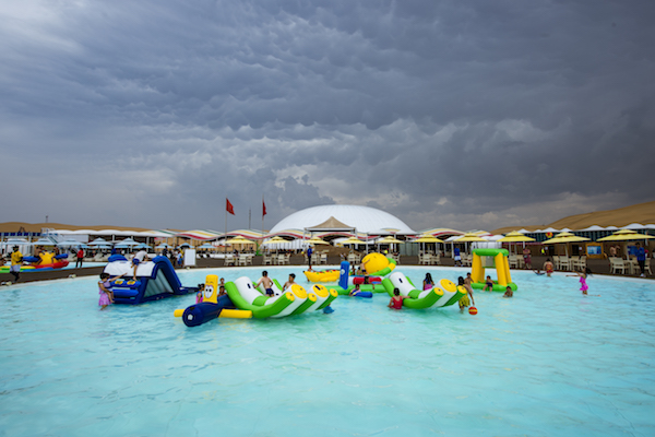 响沙湾,沙漠,度假地,景区,旅游,图片,照片,摄影,内蒙古响沙湾,内蒙古旅游,鄂尔多斯市旅游,莲花酒店,莲花度假酒店,莲沙度假岛,福沙度假岛,悦沙休闲岛,仙沙休闲岛,一粒沙度假村,在线预订,预定,旅行社,AAAAA,5A级旅游景区,库布齐,库布其沙漠,库布其旅游