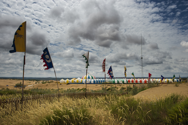 响沙湾,沙漠,度假地,景区,旅游,图片,照片,摄影,内蒙古响沙湾,内蒙古旅游,鄂尔多斯市旅游,莲花酒店,莲花度假酒店,莲沙度假岛,福沙度假岛,悦沙休闲岛,仙沙休闲岛,一粒沙度假村,在线预订,预定,旅行社,AAAAA,5A级旅游景区,库布齐,库布其沙漠,库布其旅游