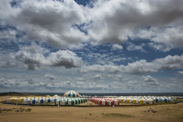 响沙湾,沙漠,度假地,景区,旅游,图片,照片,摄影,内蒙古响沙湾,内蒙古旅游,鄂尔多斯市旅游,莲花酒店,莲花度假酒店,莲沙度假岛,福沙度假岛,悦沙休闲岛,仙沙休闲岛,一粒沙度假村,在线预订,预定,旅行社,AAAAA,5A级旅游景区,库布齐,库布其沙漠,库布其旅游
