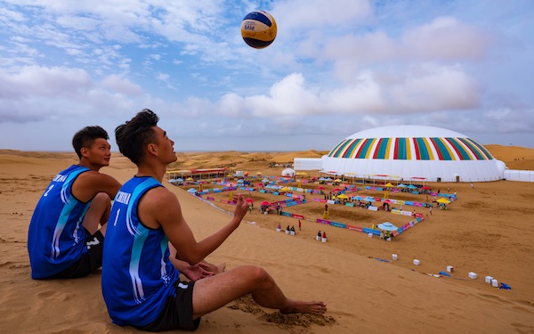 响沙湾,沙漠,度假地,景区,旅游,图片,照片,摄影,内蒙古响沙湾,内蒙古旅游,鄂尔多斯市旅游,莲花酒店,莲花度假酒店,莲沙度假岛,福沙度假岛,悦沙休闲岛,仙沙休闲岛,一粒沙度假村,在线预订,预定,旅行社,AAAAA,5A级旅游景区,库布齐,库布其沙漠,库布其旅游