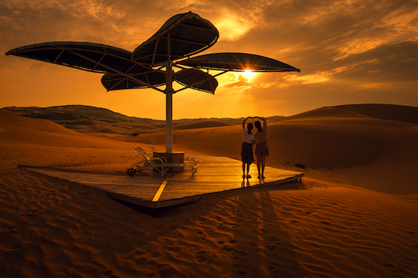 响沙湾,沙漠,度假地,景区,旅游,图片,照片,摄影,内蒙古响沙湾,内蒙古旅游,鄂尔多斯市旅游,莲花酒店,莲花度假酒店,莲沙度假岛,福沙度假岛,悦沙休闲岛,仙沙休闲岛,一粒沙度假村,在线预订,预定,旅行社,AAAAA,5A级旅游景区,库布齐,库布其沙漠,库布其旅游