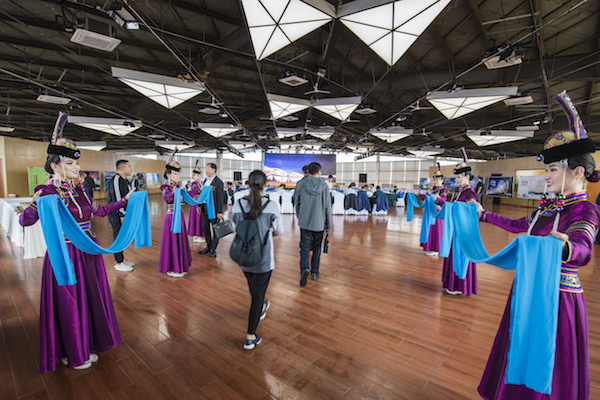 响沙湾,沙漠,度假地,景区,旅游,图片,照片,摄影,内蒙古响沙湾,内蒙古旅游,鄂尔多斯市旅游,莲花酒店,莲花度假酒店,莲沙度假岛,福沙度假岛,悦沙休闲岛,仙沙休闲岛,一粒沙度假村,在线预订,预定,旅行社,AAAAA,5A级旅游景区,库布齐,库布其沙漠,库布其旅游