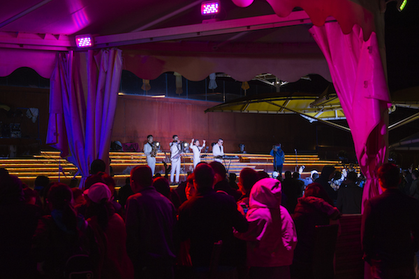 响沙湾,沙漠,度假地,景区,旅游,图片,照片,摄影,内蒙古响沙湾,内蒙古旅游,鄂尔多斯市旅游,莲花酒店,莲花度假酒店,莲沙度假岛,福沙度假岛,悦沙休闲岛,仙沙休闲岛,一粒沙度假村,在线预订,预定,旅行社,AAAAA,5A级旅游景区,库布齐,库布其沙漠,库布其旅游