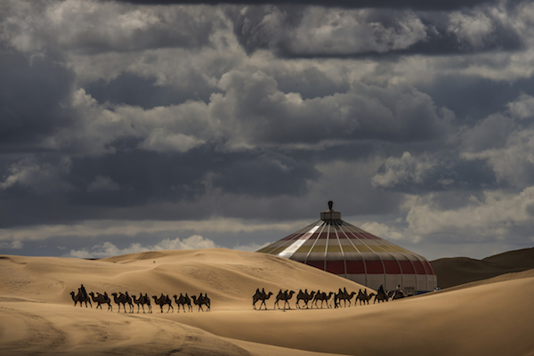 响沙湾,沙漠,度假地,景区,旅游,图片,照片,摄影,内蒙古响沙湾,内蒙古旅游,鄂尔多斯市旅游,莲花酒店,莲花度假酒店,莲沙度假岛,福沙度假岛,悦沙休闲岛,仙沙休闲岛,一粒沙度假村,在线预订,预定,旅行社,AAAAA,5A级旅游景区,库布齐,库布其沙漠,库布其旅游