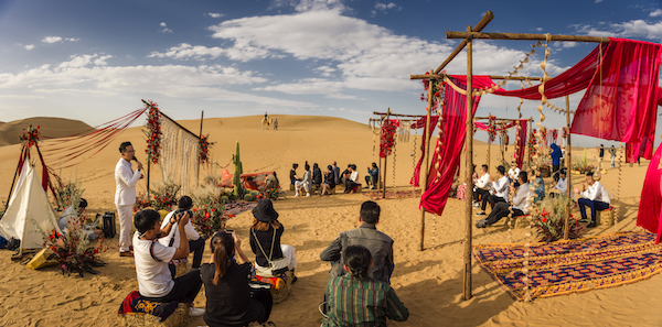 响沙湾,沙漠,度假地,景区,旅游,图片,照片,摄影,内蒙古响沙湾,内蒙古旅游,鄂尔多斯市旅游,莲花酒店,莲花度假酒店,莲沙度假岛,福沙度假岛,悦沙休闲岛,仙沙休闲岛,一粒沙度假村,在线预订,预定,旅行社,AAAAA,5A级旅游景区,库布齐,库布其沙漠,库布其旅游