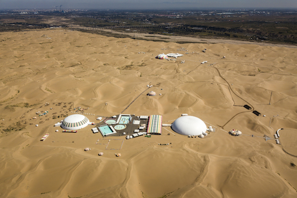 响沙湾,沙漠,度假地,景区,旅游,图片,照片,摄影,内蒙古响沙湾,内蒙古旅游,鄂尔多斯市旅游,莲花酒店,莲花度假酒店,莲沙度假岛,福沙度假岛,悦沙休闲岛,仙沙休闲岛,一粒沙度假村,在线预订,预定,旅行社,AAAAA,5A级旅游景区,库布齐,库布其沙漠,库布其旅游