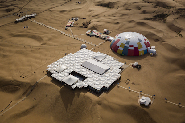 响沙湾,沙漠,度假地,景区,旅游,图片,照片,摄影,内蒙古响沙湾,内蒙古旅游,鄂尔多斯市旅游,莲花酒店,莲花度假酒店,莲沙度假岛,福沙度假岛,悦沙休闲岛,仙沙休闲岛,一粒沙度假村,在线预订,预定,旅行社,AAAAA,5A级旅游景区,库布齐,库布其沙漠,库布其旅游