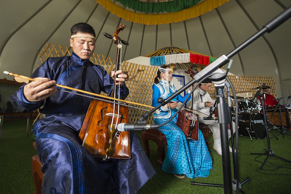 响沙湾,沙漠,度假地,景区,旅游,图片,照片,摄影,内蒙古响沙湾,内蒙古旅游,鄂尔多斯市旅游,莲花酒店,莲花度假酒店,莲沙度假岛,福沙度假岛,悦沙休闲岛,仙沙休闲岛,一粒沙度假村,在线预订,预定,旅行社,AAAAA,5A级旅游景区,库布齐,库布其沙漠,库布其旅游