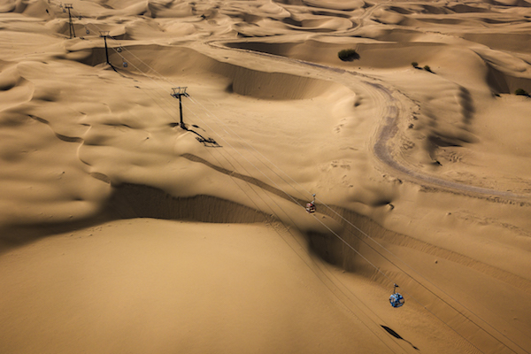 响沙湾,沙漠,度假地,景区,旅游,图片,照片,摄影,内蒙古响沙湾,内蒙古旅游,鄂尔多斯市旅游,莲花酒店,莲花度假酒店,莲沙度假岛,福沙度假岛,悦沙休闲岛,仙沙休闲岛,一粒沙度假村,在线预订,预定,旅行社,AAAAA,5A级旅游景区,库布齐,库布其沙漠,库布其旅游