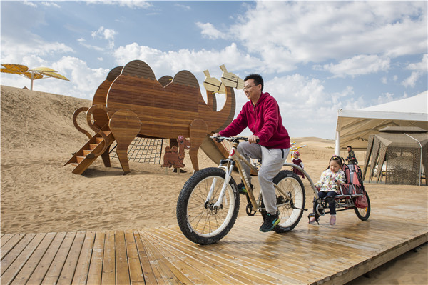 响沙湾,沙漠,度假地,景区,旅游,图片,照片,摄影,内蒙古响沙湾,内蒙古旅游,鄂尔多斯市旅游,莲花酒店,莲花度假酒店,莲沙度假岛,福沙度假岛,悦沙休闲岛,仙沙休闲岛,一粒沙度假村,在线预订,预定,旅行社,AAAAA,5A级旅游景区,库布齐,库布其沙漠,库布其旅游