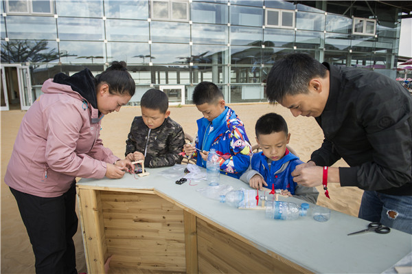 响沙湾,沙漠,度假地,景区,旅游,图片,照片,摄影,内蒙古响沙湾,内蒙古旅游,鄂尔多斯市旅游,莲花酒店,莲花度假酒店,莲沙度假岛,福沙度假岛,悦沙休闲岛,仙沙休闲岛,一粒沙度假村,在线预订,预定,旅行社,AAAAA,5A级旅游景区,库布齐,库布其沙漠,库布其旅游