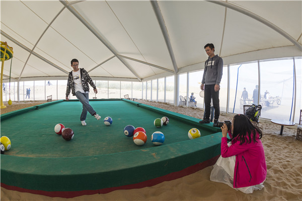 响沙湾,沙漠,度假地,景区,旅游,图片,照片,摄影,内蒙古响沙湾,内蒙古旅游,鄂尔多斯市旅游,莲花酒店,莲花度假酒店,莲沙度假岛,福沙度假岛,悦沙休闲岛,仙沙休闲岛,一粒沙度假村,在线预订,预定,旅行社,AAAAA,5A级旅游景区,库布齐,库布其沙漠,库布其旅游