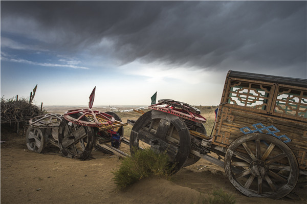响沙湾,沙漠,度假地,景区,旅游,图片,照片,摄影,内蒙古响沙湾,内蒙古旅游,鄂尔多斯市旅游,莲花酒店,莲花度假酒店,莲沙度假岛,福沙度假岛,悦沙休闲岛,仙沙休闲岛,一粒沙度假村,在线预订,预定,旅行社,AAAAA,5A级旅游景区,库布齐,库布其沙漠,库布其旅游