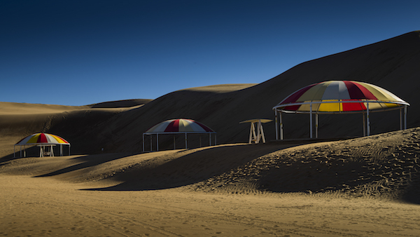 响沙湾,沙漠,度假地,景区,旅游,图片,照片,摄影,内蒙古响沙湾,内蒙古旅游,鄂尔多斯市旅游,莲花酒店,莲花度假酒店,莲沙度假岛,福沙度假岛,悦沙休闲岛,仙沙休闲岛,一粒沙度假村,在线预订,预定,旅行社,AAAAA,5A级旅游景区,库布齐,库布其沙漠,库布其旅游