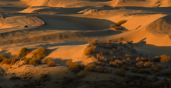 响沙湾,沙漠,度假地,景区,旅游,图片,照片,摄影,内蒙古响沙湾,内蒙古旅游,鄂尔多斯市旅游,莲花酒店,莲花度假酒店,莲沙度假岛,福沙度假岛,悦沙休闲岛,仙沙休闲岛,一粒沙度假村,在线预订,预定,旅行社,AAAAA,5A级旅游景区,库布齐,库布其沙漠,库布其旅游