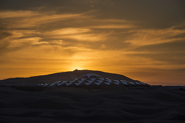 响沙湾,沙漠,度假地,景区,旅游,图片,照片,摄影,内蒙古响沙湾,内蒙古旅游,鄂尔多斯市旅游,莲花酒店,莲花度假酒店,莲沙度假岛,福沙度假岛,悦沙休闲岛,仙沙休闲岛,一粒沙度假村,在线预订,预定,旅行社,AAAAA,5A级旅游景区,库布齐,库布其沙漠,库布其旅游