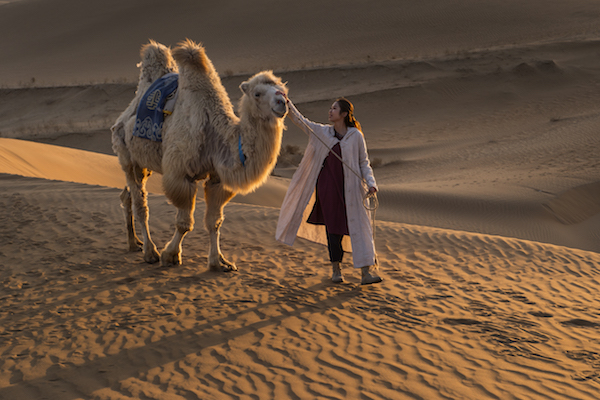 响沙湾,沙漠,度假地,景区,旅游,图片,照片,摄影,内蒙古响沙湾,内蒙古旅游,鄂尔多斯市旅游,莲花酒店,莲花度假酒店,莲沙度假岛,福沙度假岛,悦沙休闲岛,仙沙休闲岛,一粒沙度假村,在线预订,预定,旅行社,AAAAA,5A级旅游景区,库布齐,库布其沙漠,库布其旅游