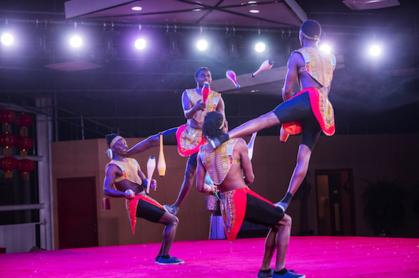 响沙湾,沙漠,度假地,景区,旅游,图片,照片,摄影,内蒙古响沙湾,内蒙古旅游,鄂尔多斯市旅游,莲花酒店,莲花度假酒店,莲沙度假岛,福沙度假岛,悦沙休闲岛,仙沙休闲岛,一粒沙度假村,在线预订,预定,旅行社,AAAAA,5A级旅游景区,库布齐,库布其沙漠,库布其旅游