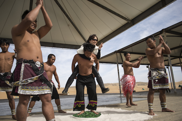 响沙湾,沙漠,度假地,景区,旅游,图片,照片,摄影,内蒙古响沙湾,内蒙古旅游,鄂尔多斯市旅游,莲花酒店,莲花度假酒店,莲沙度假岛,福沙度假岛,悦沙休闲岛,仙沙休闲岛,一粒沙度假村,在线预订,预定,旅行社,AAAAA,5A级旅游景区,库布齐,库布其沙漠,库布其旅游