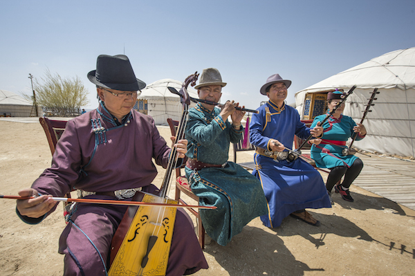 响沙湾,沙漠,度假地,景区,旅游,图片,照片,摄影,内蒙古响沙湾,内蒙古旅游,鄂尔多斯市旅游,莲花酒店,莲花度假酒店,莲沙度假岛,福沙度假岛,悦沙休闲岛,仙沙休闲岛,一粒沙度假村,在线预订,预定,旅行社,AAAAA,5A级旅游景区,库布齐,库布其沙漠,库布其旅游